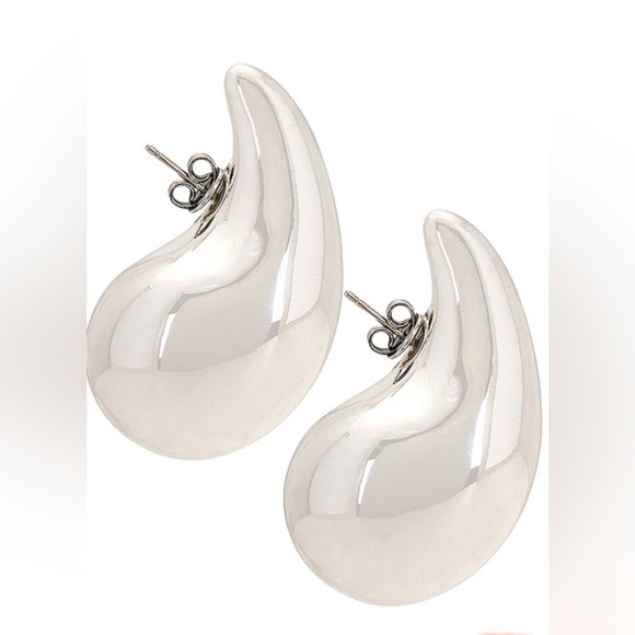 AUTHENTIC Beautiful bottega veneta silver large earrings - Picture 2 of 2